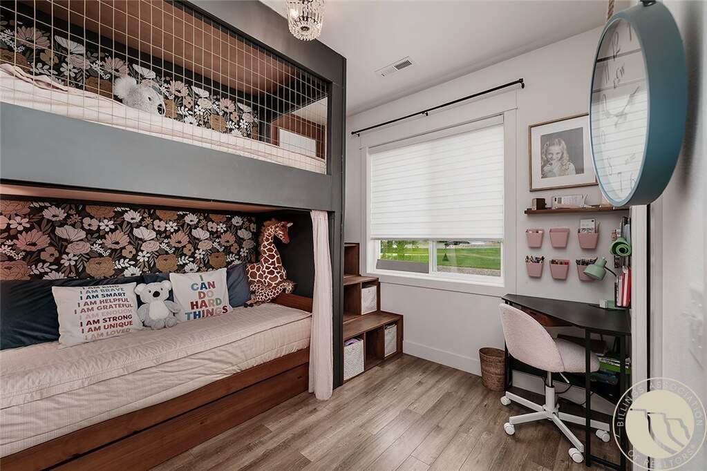 4 Bedroom Single Family Home/House's Image 18