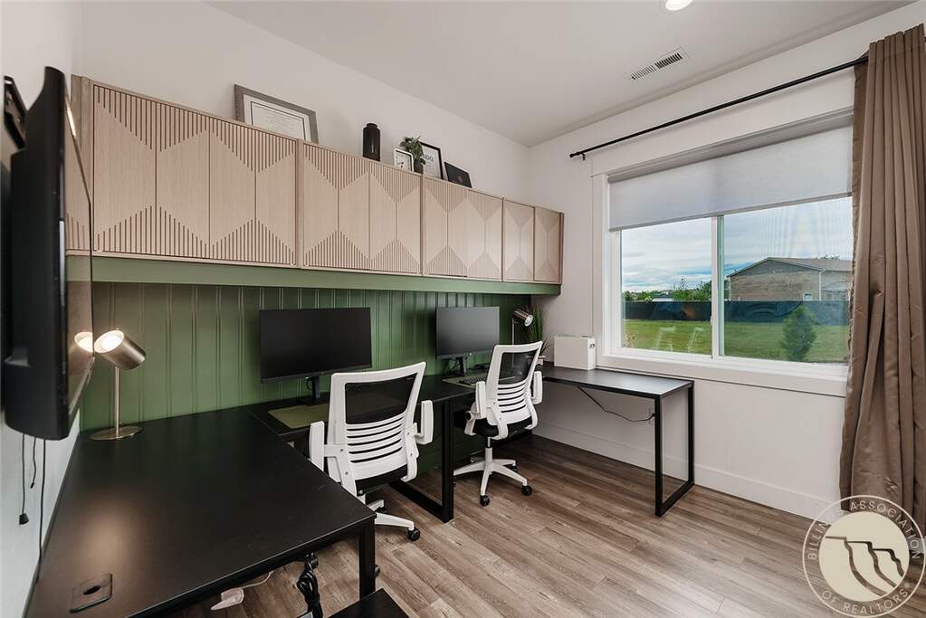 4 Bedroom Single Family Home/House's Image 22