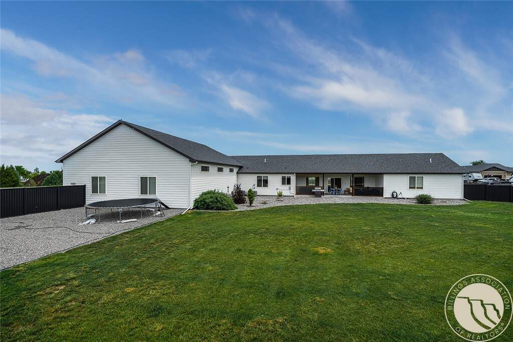 4 Bedroom Single Family Home/House's Image 34