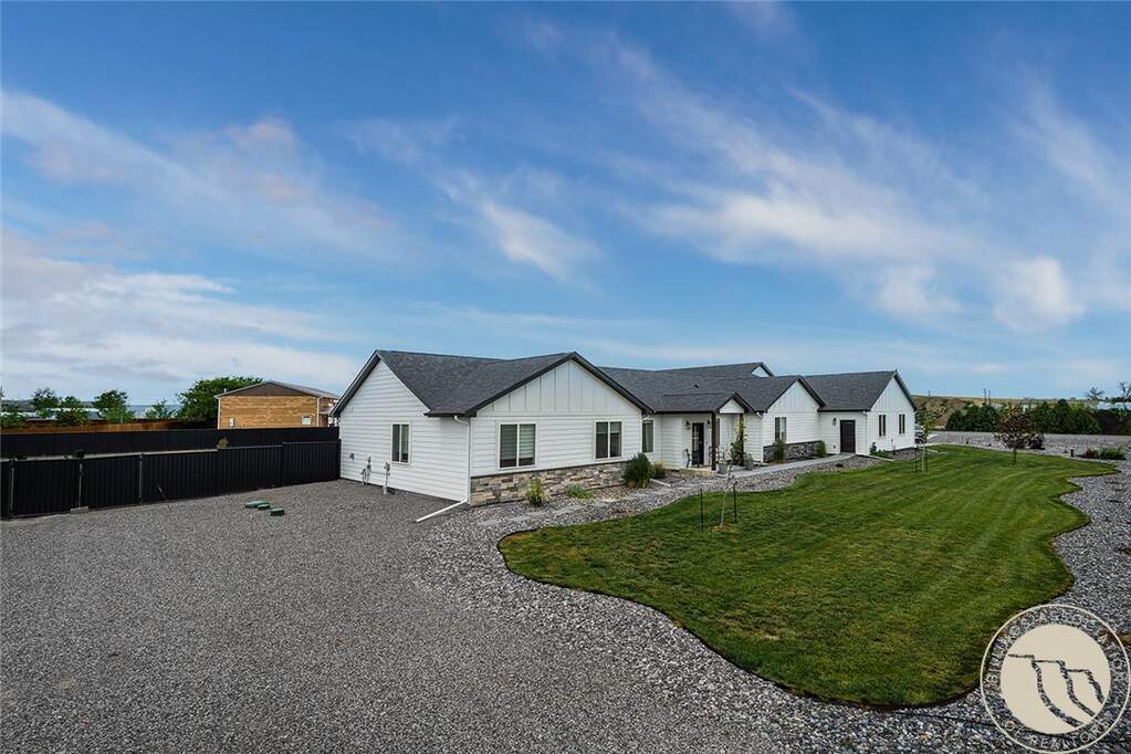 4 Bedroom Single Family Home/House's Image 38