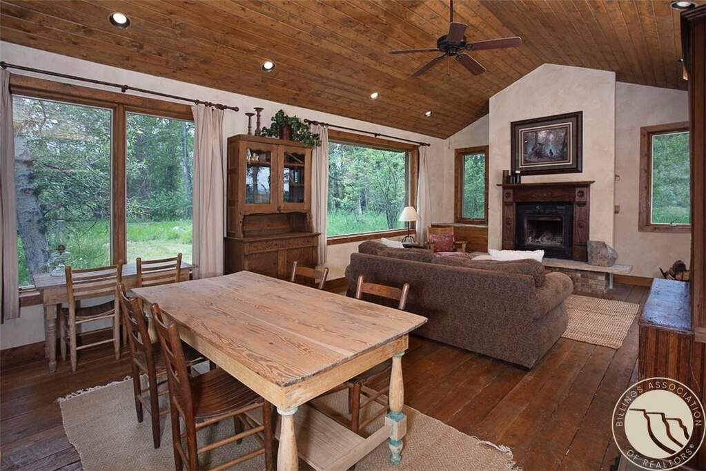 Open Living and Dining Areas
