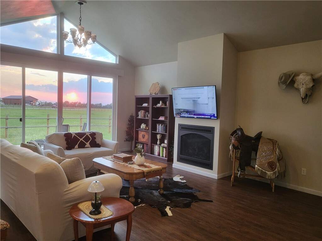 3 Bedroom Single Family Home/House's Image 5