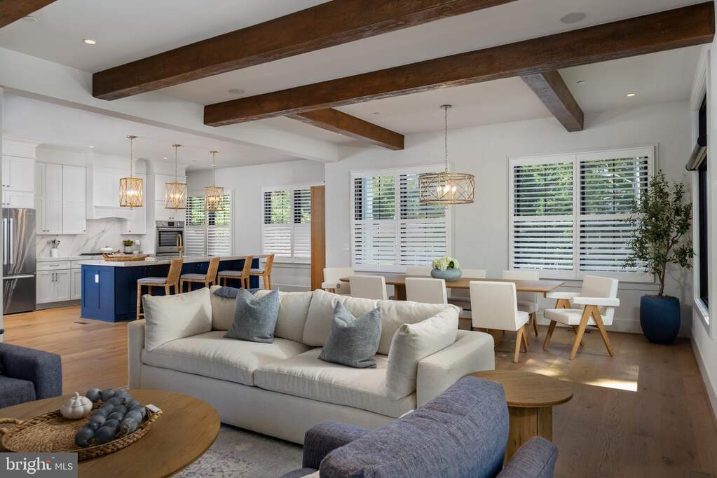 4 Bedroom Single Family Home/House's Image 14