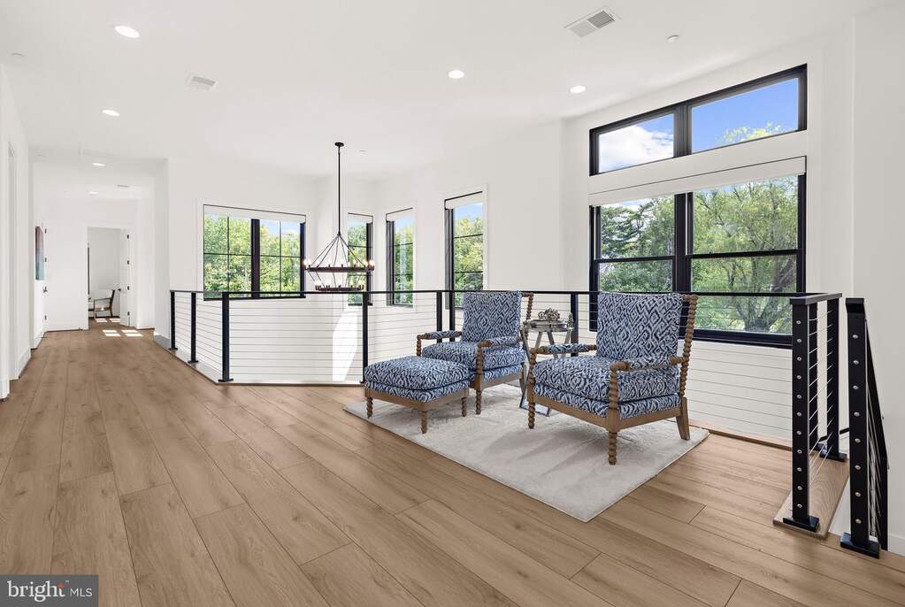4 Bedroom Single Family Home/House's Image 22