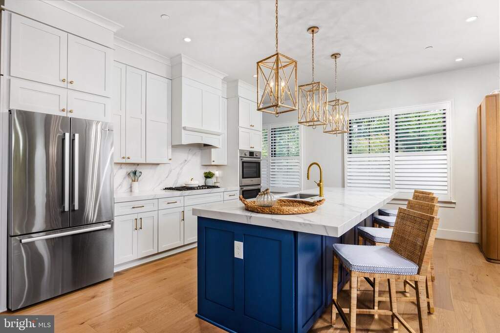 4 Bedroom Single Family Home/House's Image 4