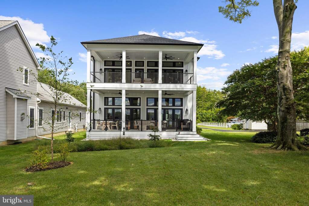 4 Bedroom Single Family Home/House's Image 5