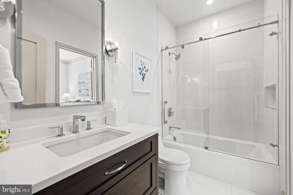 5 Bedroom Single Family Home/House's Image 45