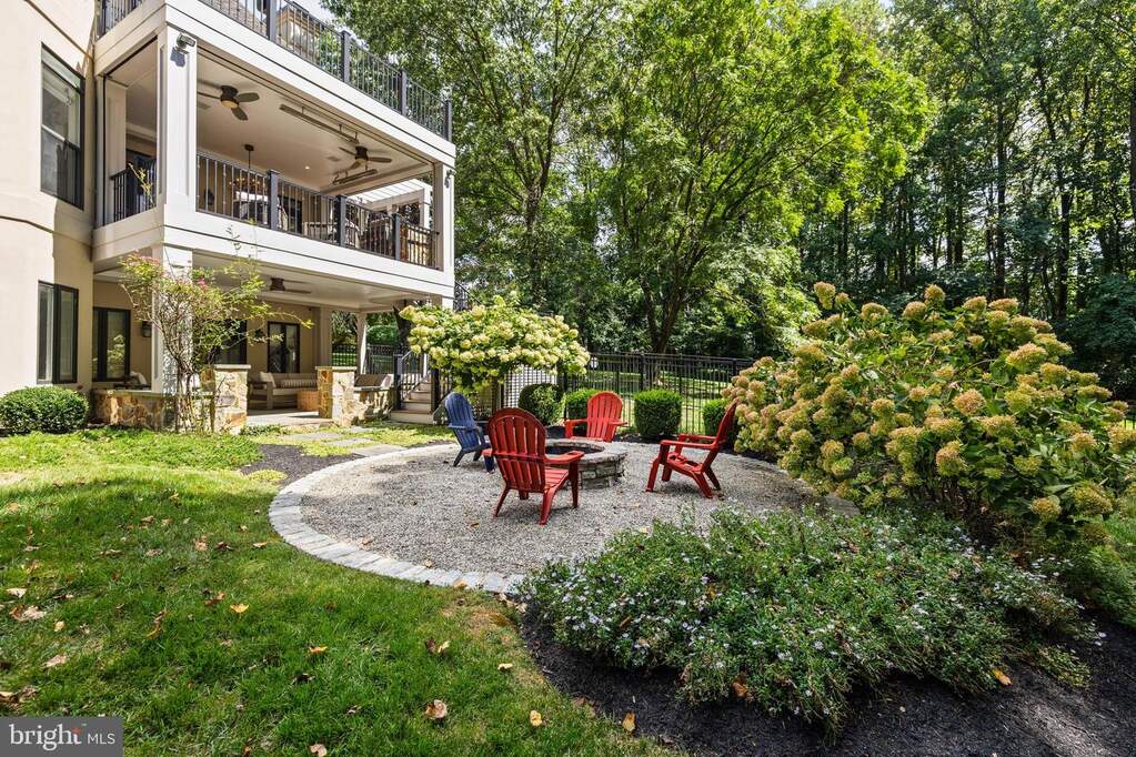 5 Bedroom Single Family Home/House's Image 61