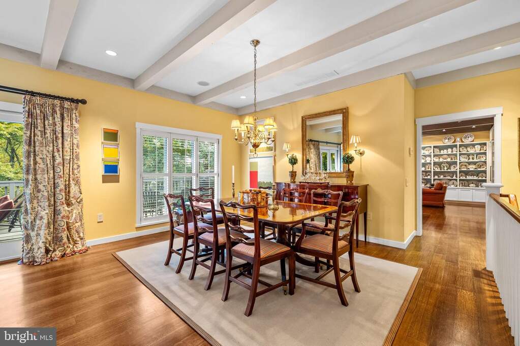 3 Bedroom Villa/Townhouse's Image 8