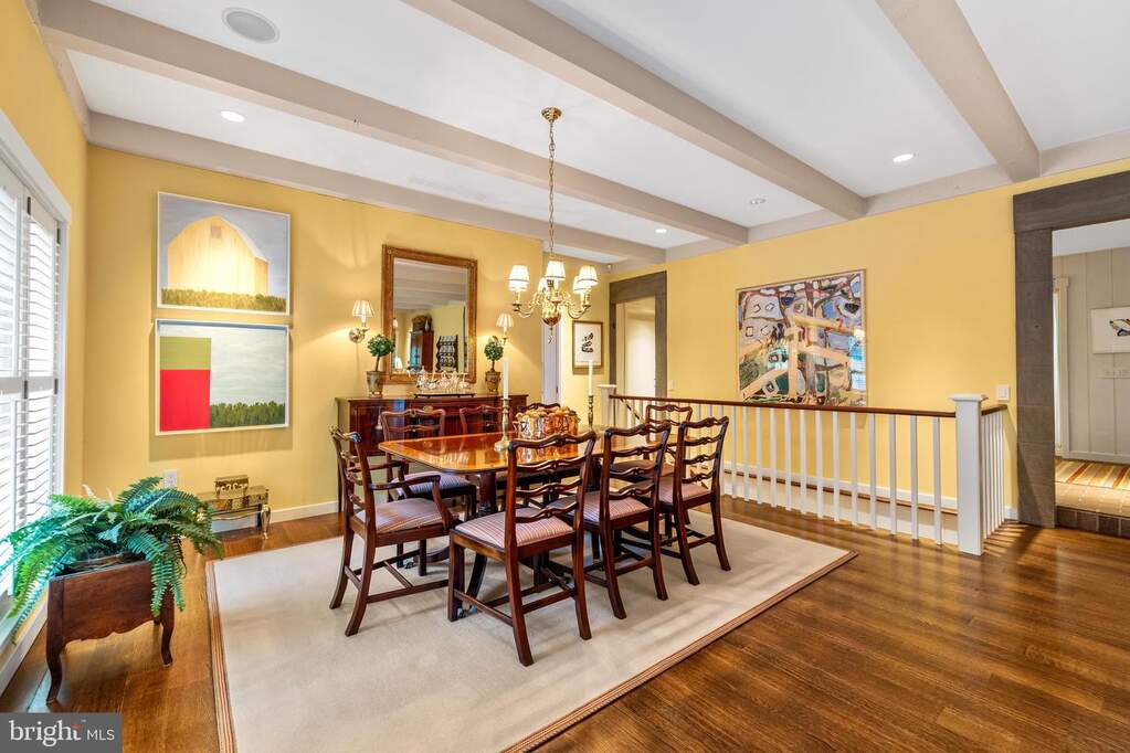 3 Bedroom Villa/Townhouse's Image 9