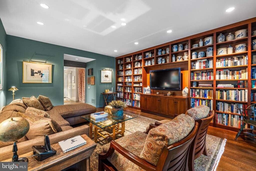 3 Bedroom Villa/Townhouse's Image 33
