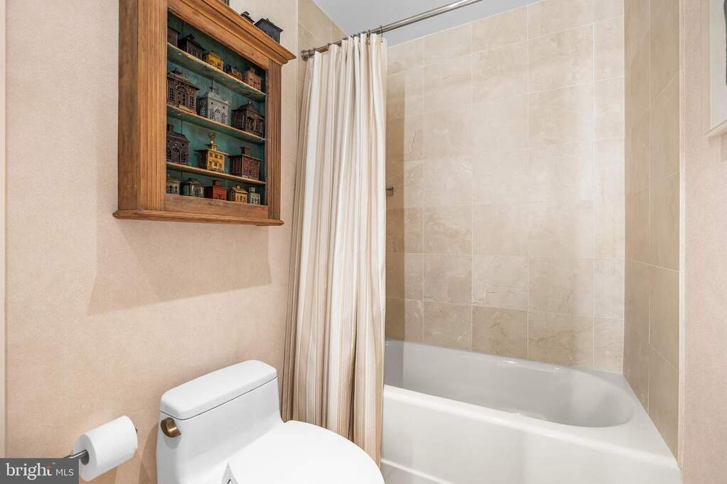 3 Bedroom Villa/Townhouse's Image 47