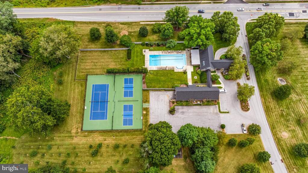 3 Bedroom Villa/Townhouse's Image 73