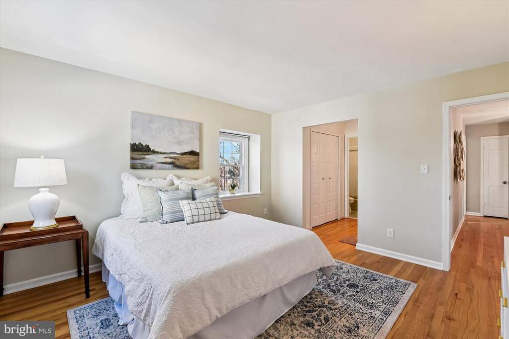 4 Bedroom Single Family Home/House's Image 17