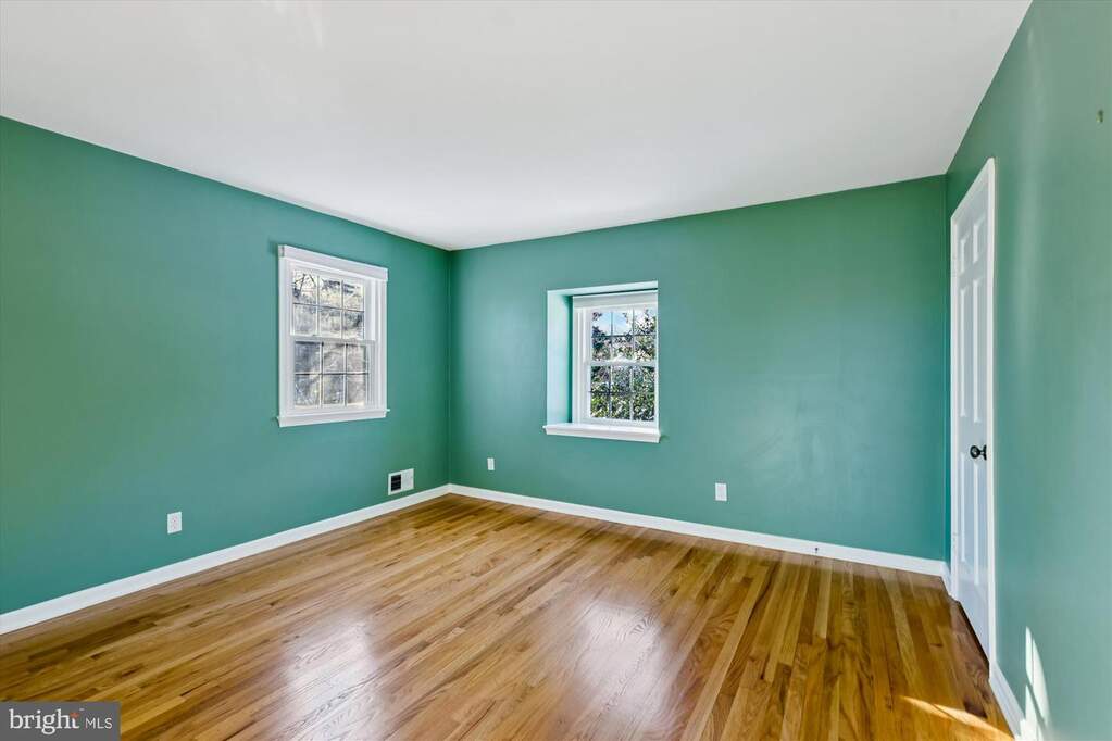 4 Bedroom Single Family Home/House's Image 20