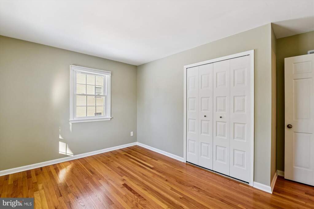 4 Bedroom Single Family Home/House's Image 25