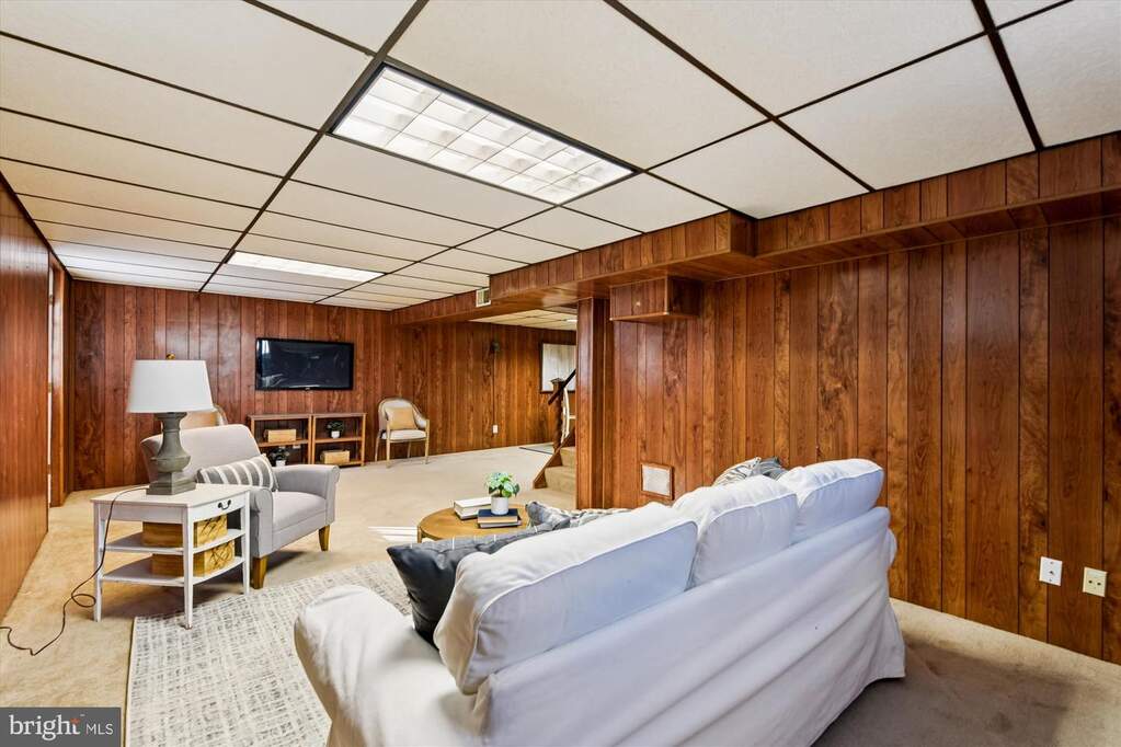 4 Bedroom Single Family Home/House's Image 29