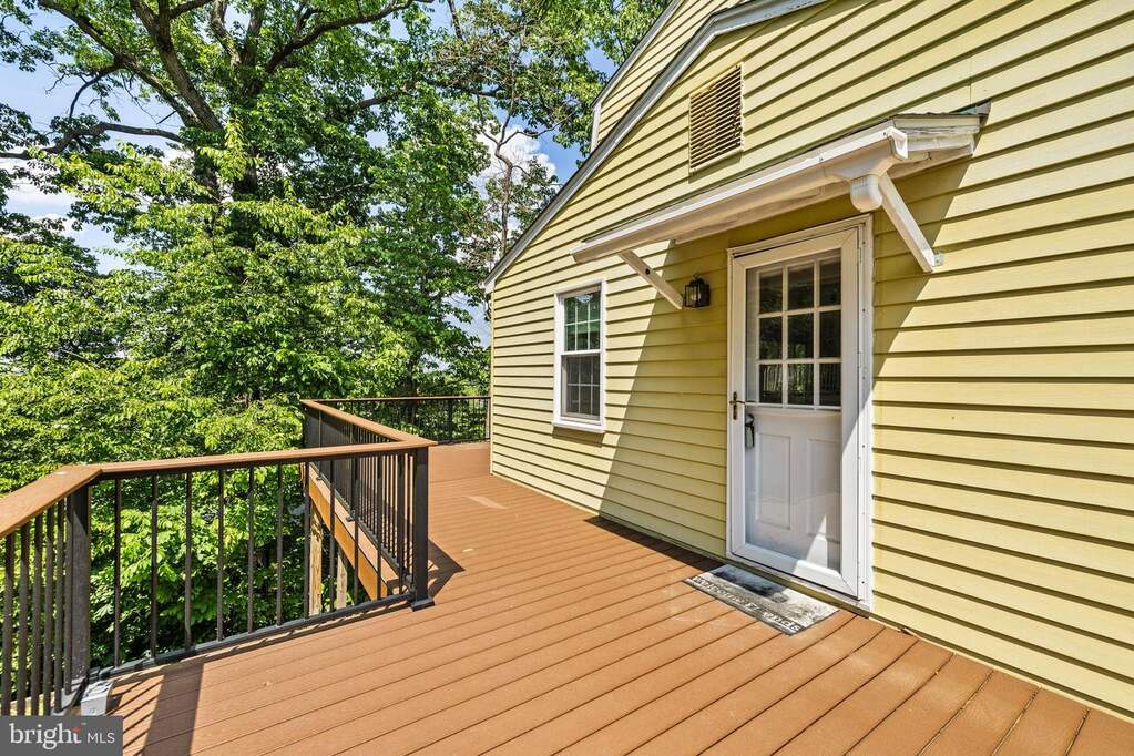 4 Bedroom Single Family Home/House's Image 34