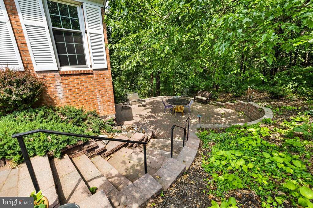4 Bedroom Single Family Home/House's Image 39