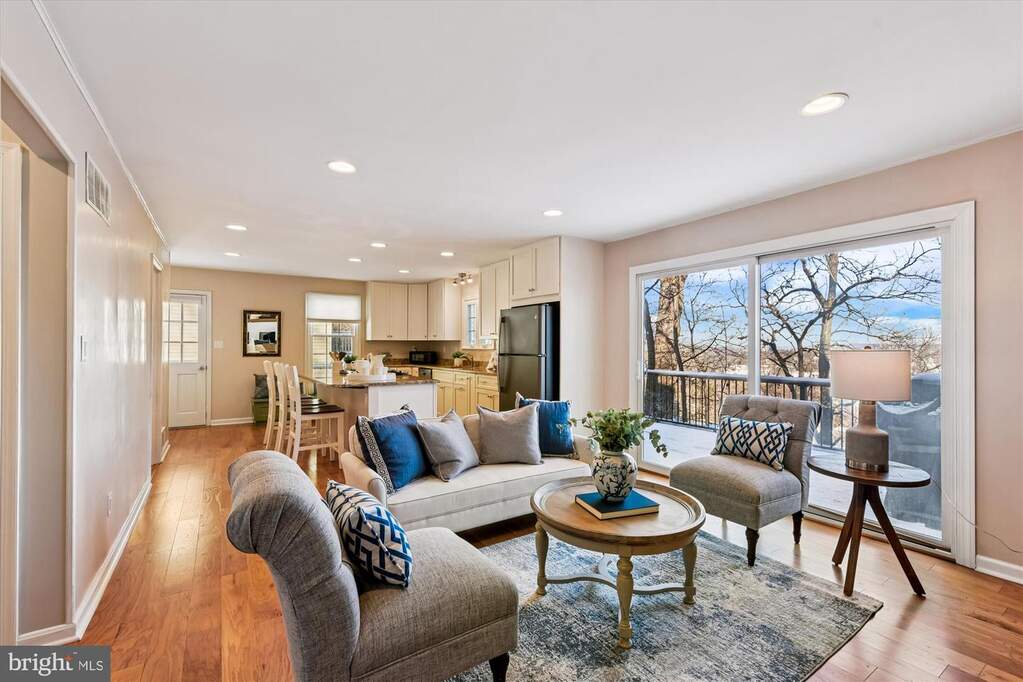 4 Bedroom Single Family Home/House's Image 6
