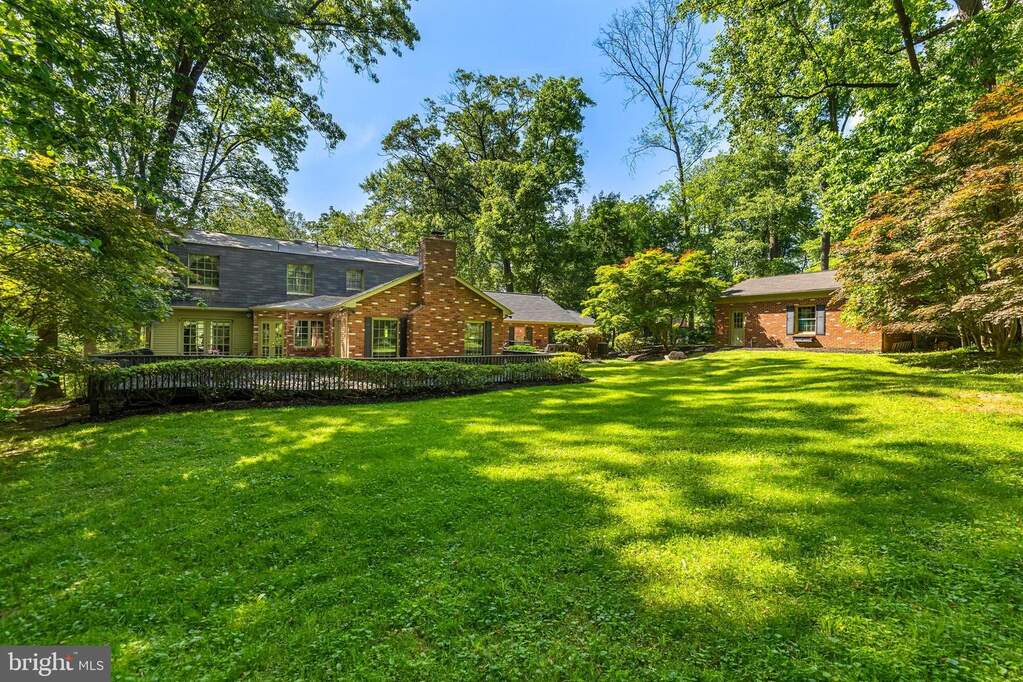 5 Bedroom Single Family Home/House's Image 81