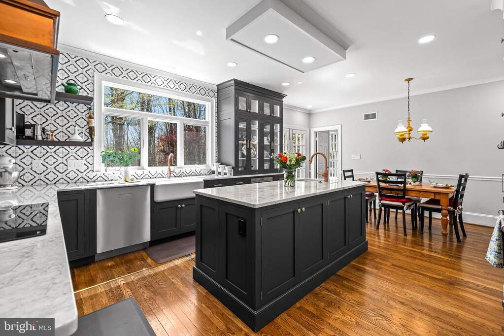 4 Bedroom Single Family Home/House's Image 24