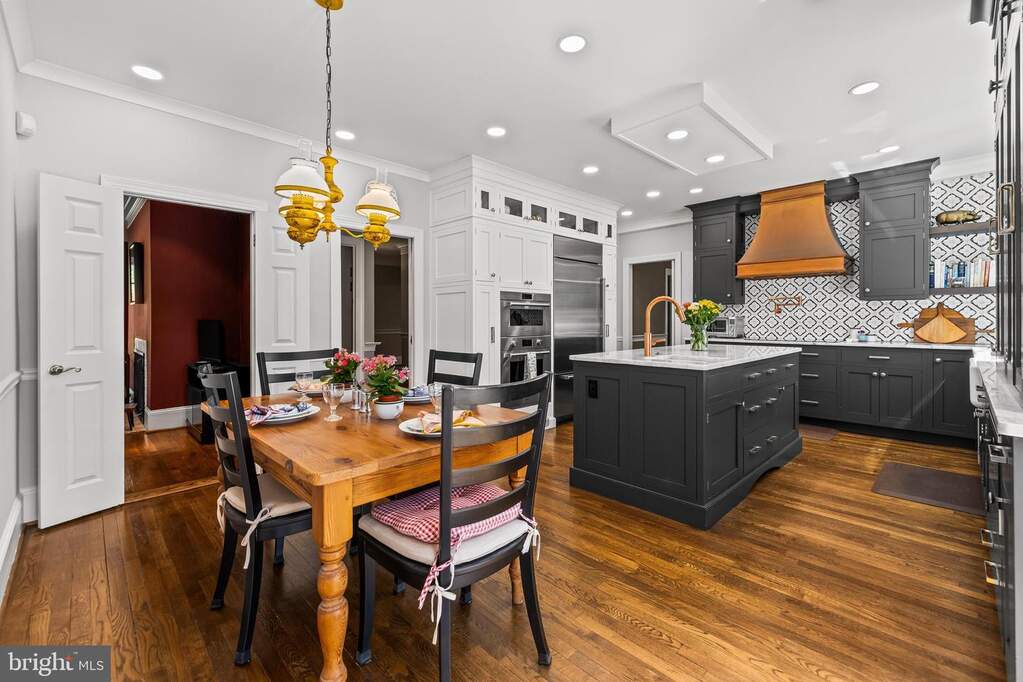 4 Bedroom Single Family Home/House's Image 36