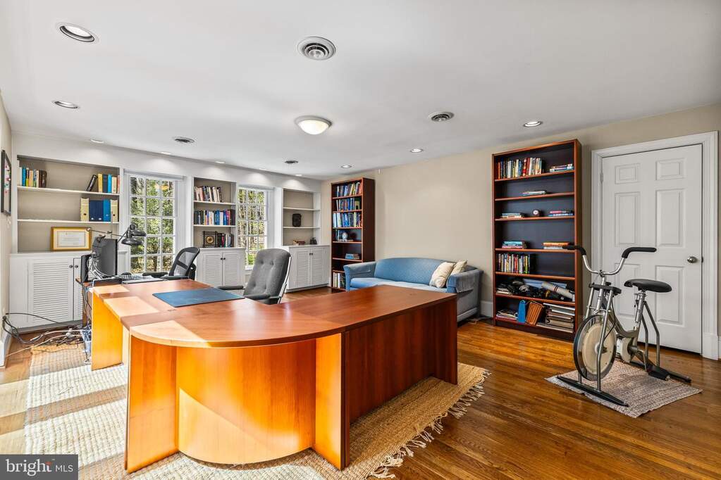 4 Bedroom Single Family Home/House's Image 59