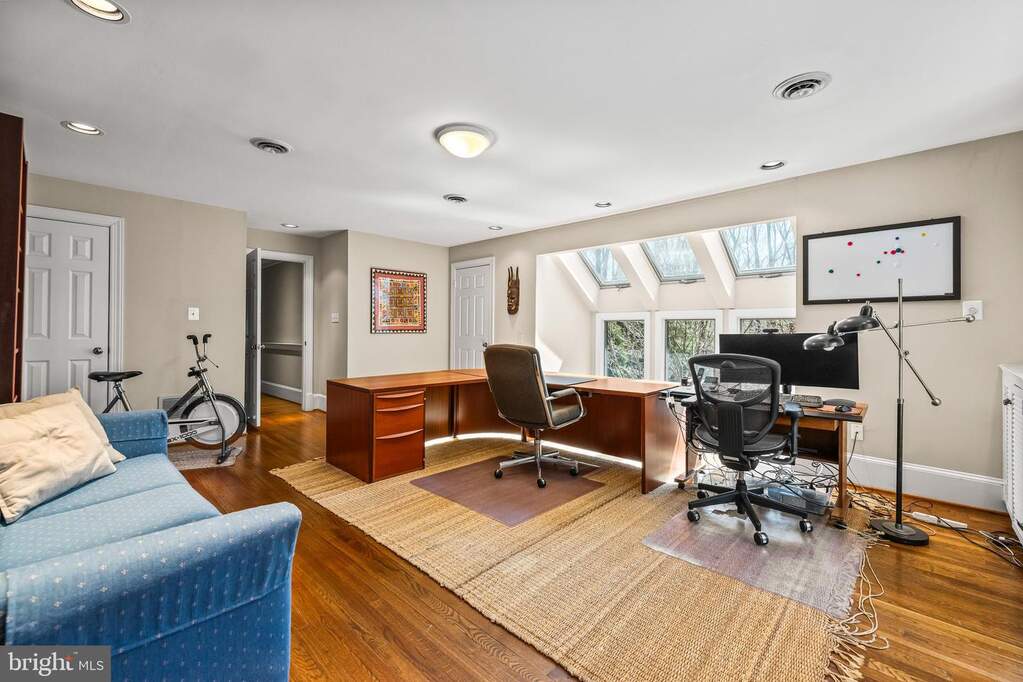 4 Bedroom Single Family Home/House's Image 61