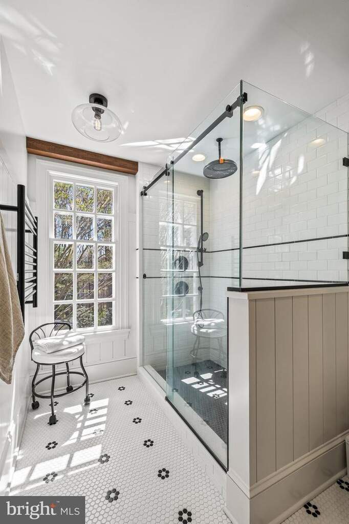 4 Bedroom Single Family Home/House's Image 64