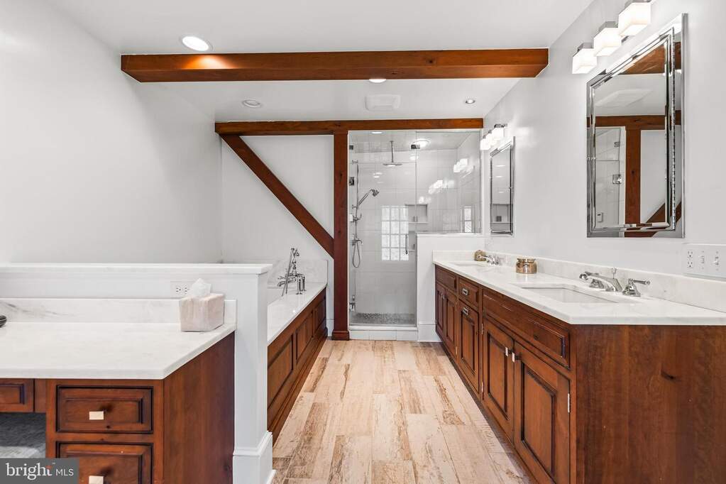 4 Bedroom Single Family Home/House's Image 74