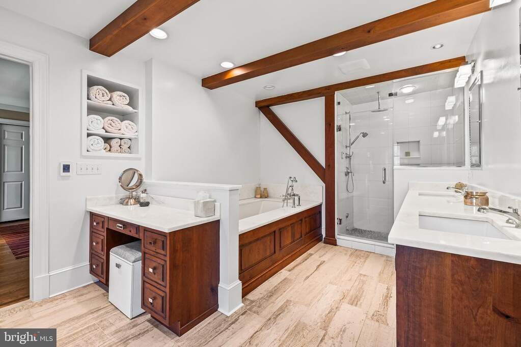 4 Bedroom Single Family Home/House's Image 75