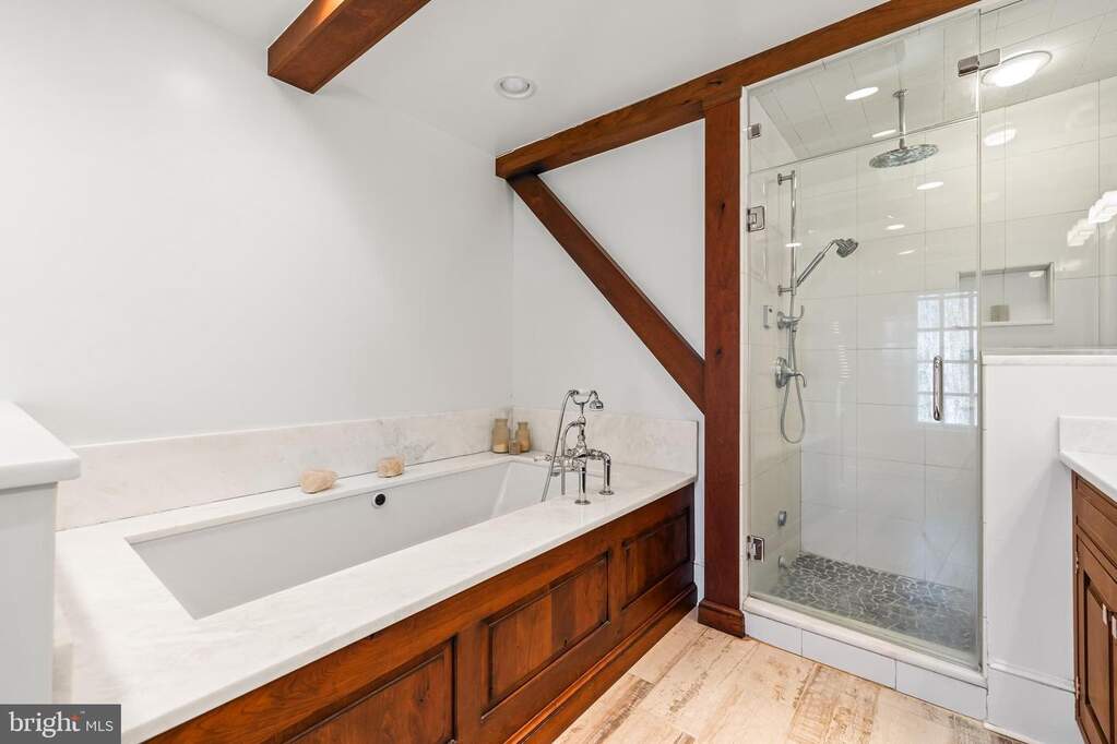 4 Bedroom Single Family Home/House's Image 76