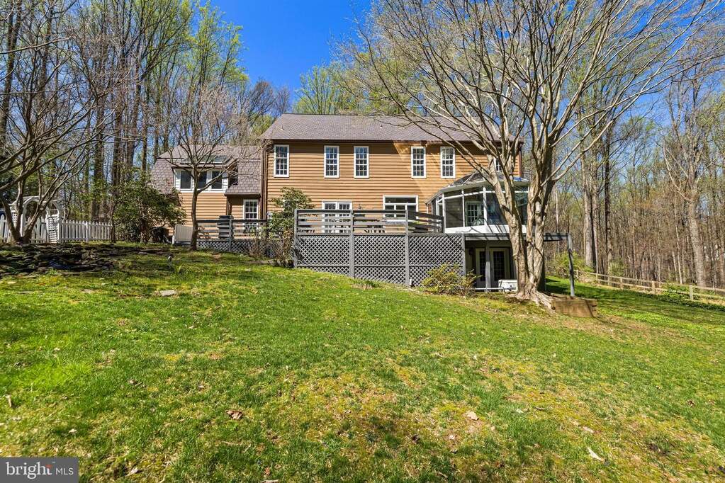 4 Bedroom Single Family Home/House's Image 92