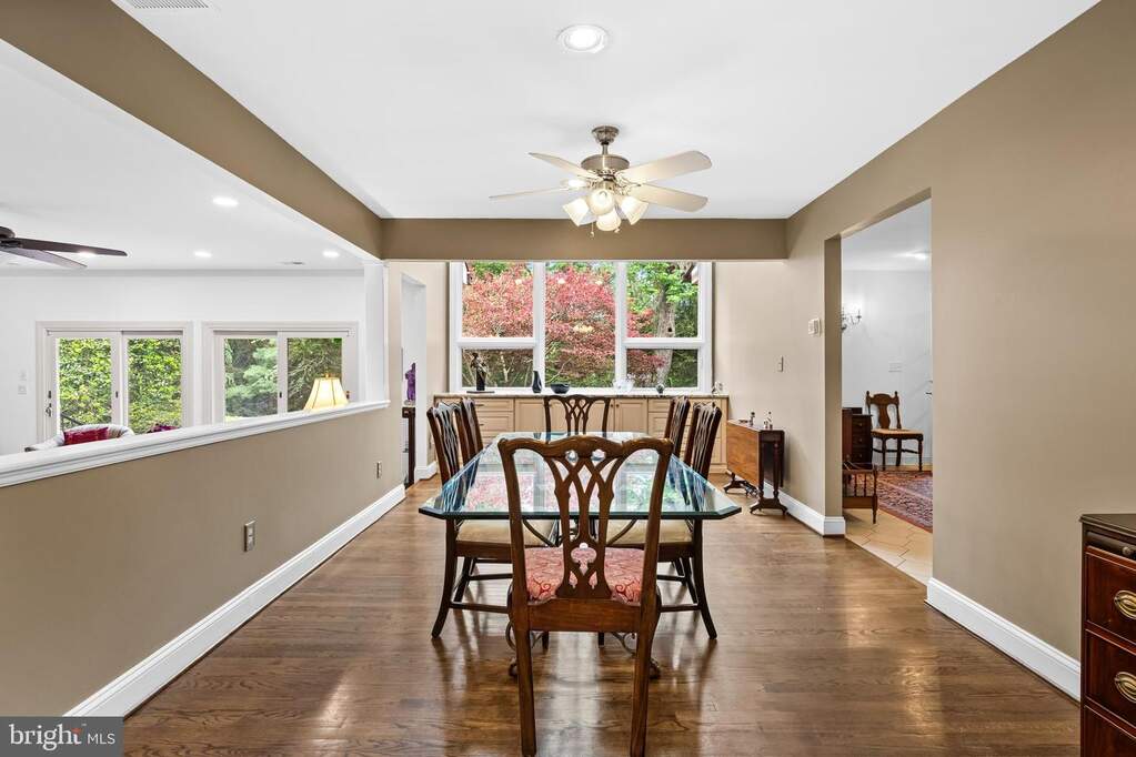 3 Bedroom Villa/Townhouse's Image 15