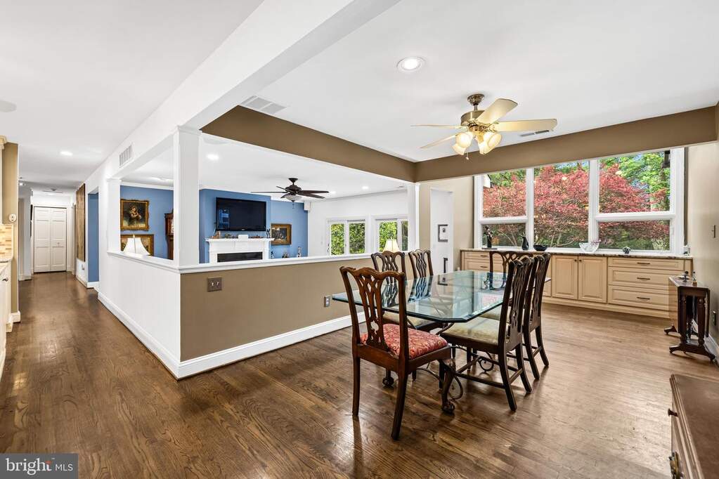 3 Bedroom Villa/Townhouse's Image 17