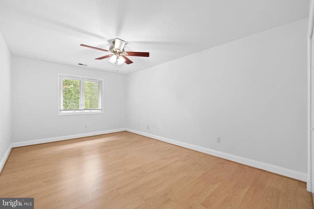 3 Bedroom Villa/Townhouse's Image 35