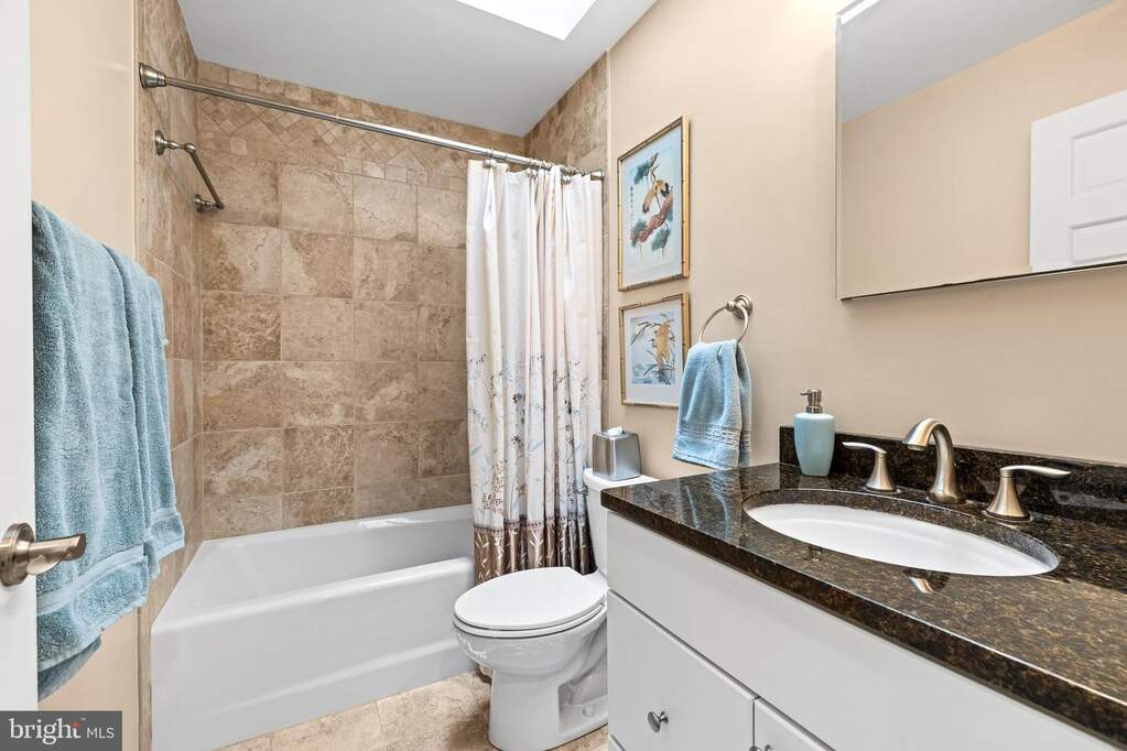 3 Bedroom Villa/Townhouse's Image 37
