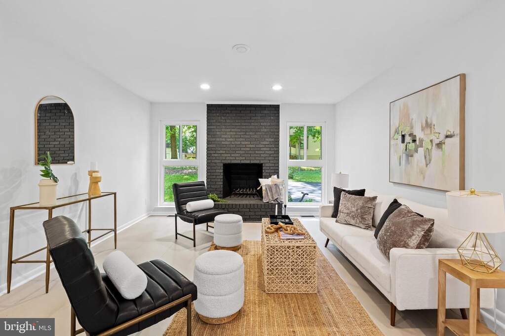 4 Bedroom Single Family Home/House's Image 23