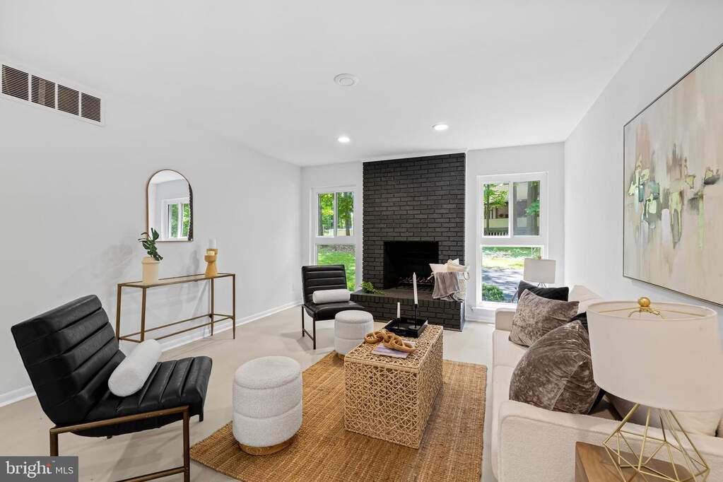 4 Bedroom Single Family Home/House's Image 24
