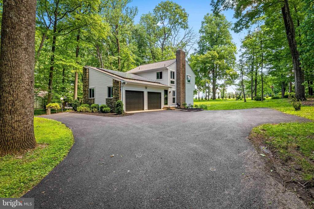4 Bedroom Single Family Home/House's Image 53