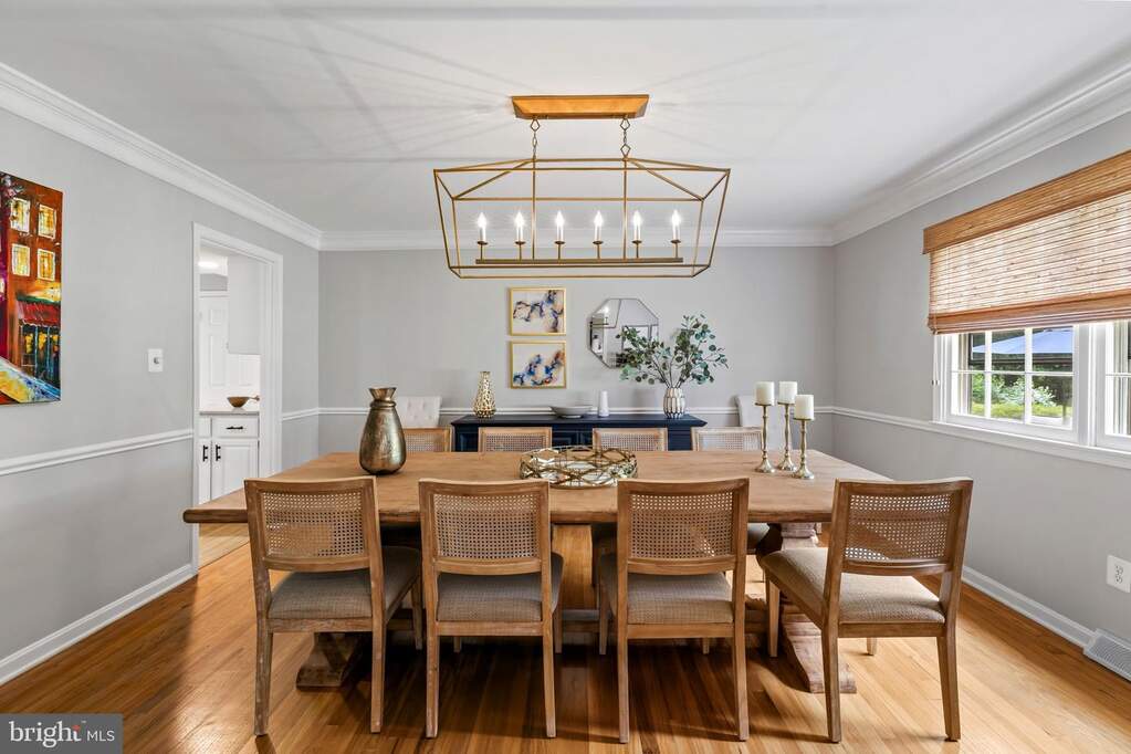 4 Bedroom Single Family Home/House's Image 12