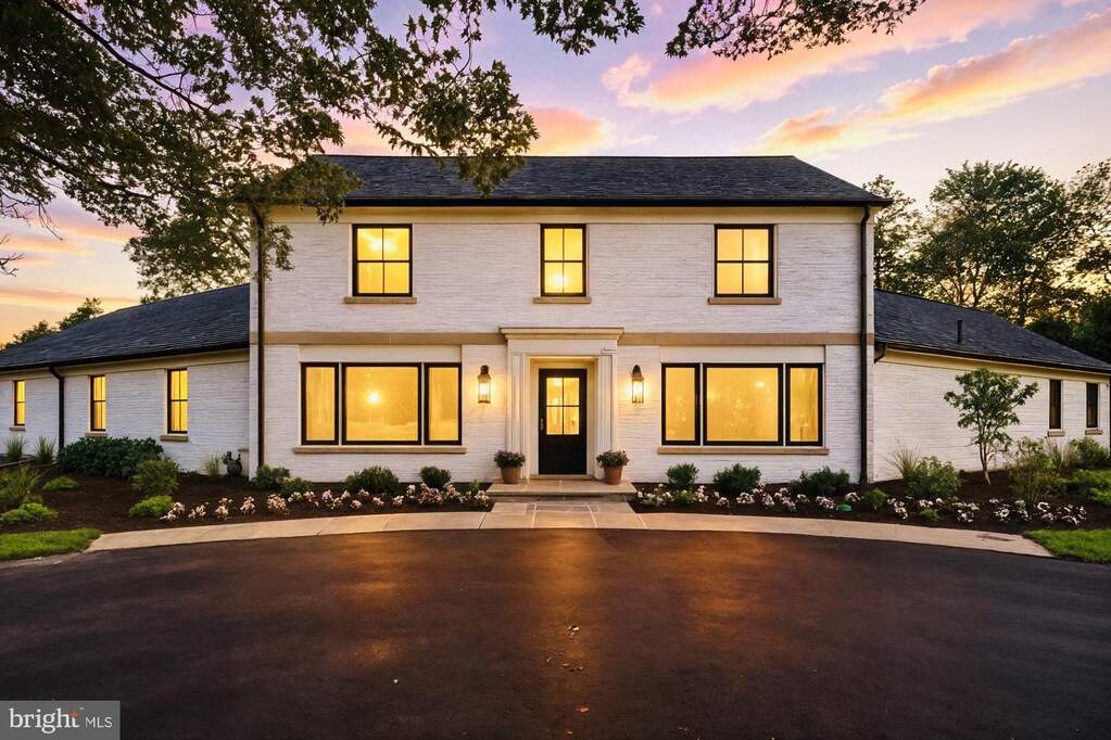 10700 Alloway Drive photo