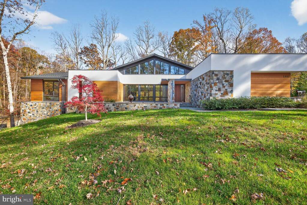 11013 Riverwood Drive photo