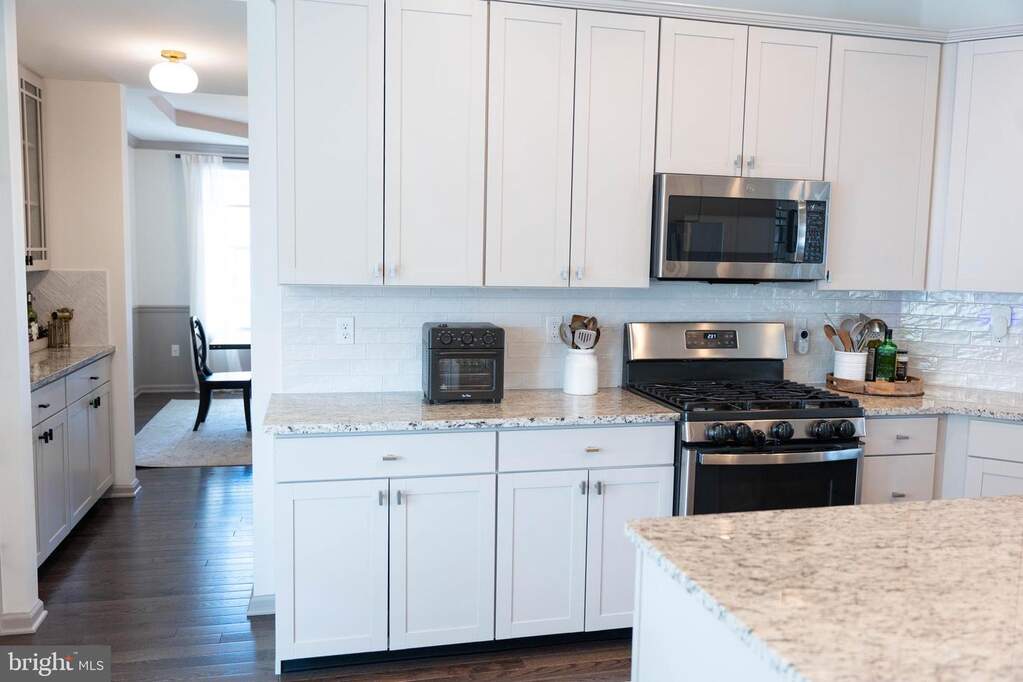 4 Bedroom Single Family Home/House's Image 15