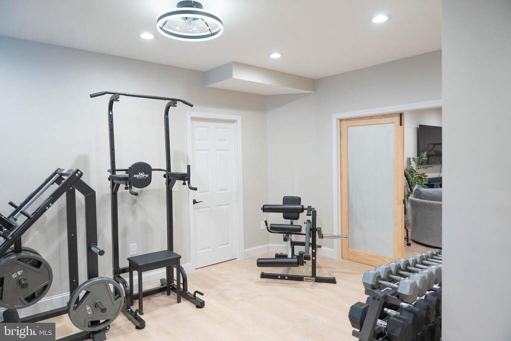 4 Bedroom Single Family Home/House's Image 46