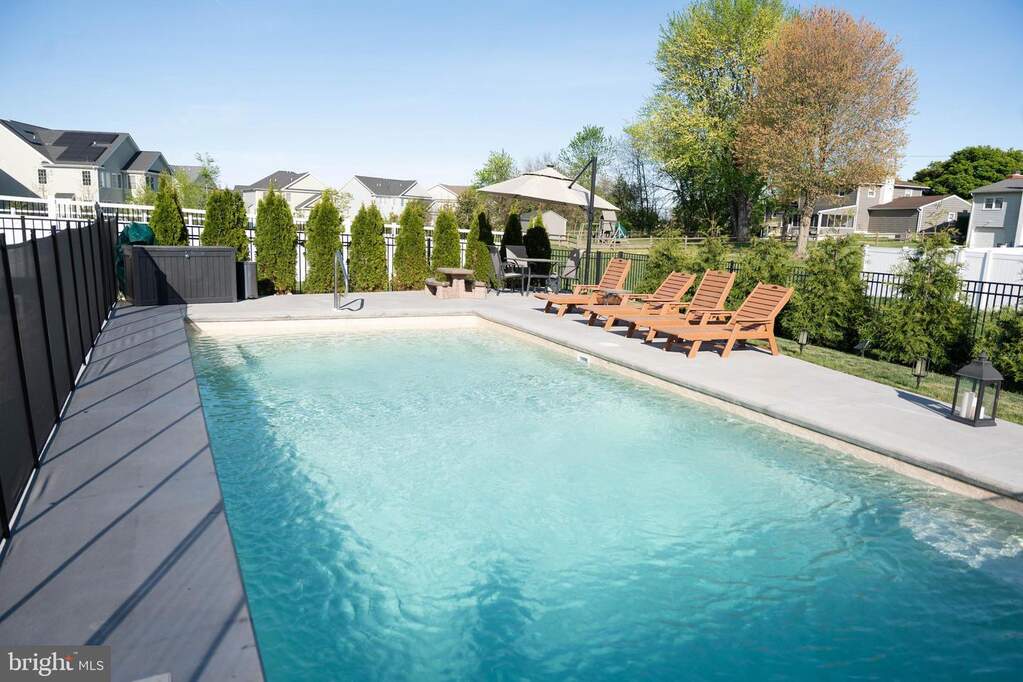 4 Bedroom Single Family Home/House's Image 49