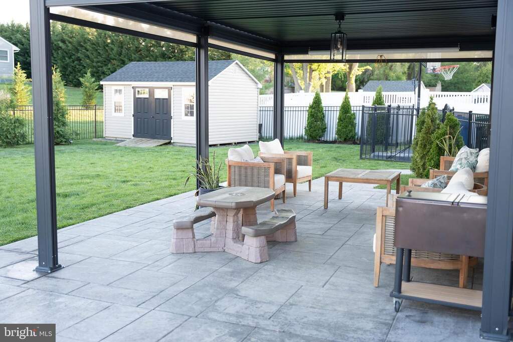 4 Bedroom Single Family Home/House's Image 53