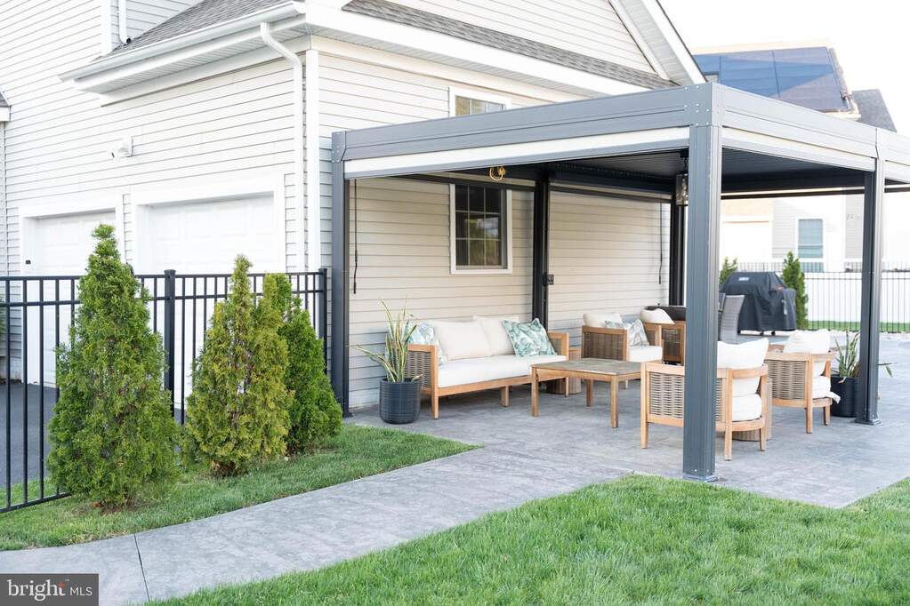 4 Bedroom Single Family Home/House's Image 56