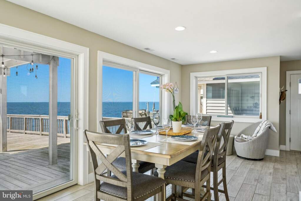 5 Bedroom Single Family Home/House's Image 12